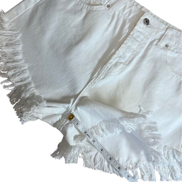 Wild fable high rise frayed jean shorts white size 6 - Picture 9 of 10